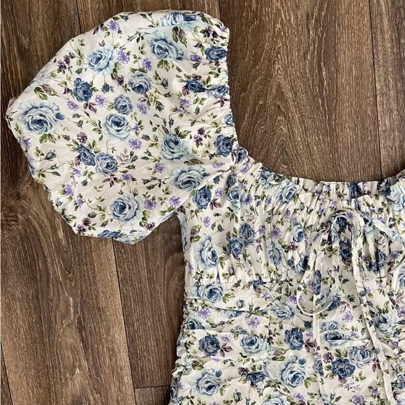 Mable Floral Puff Sleeve Ruched Mini Dress - Picture 3 of 6